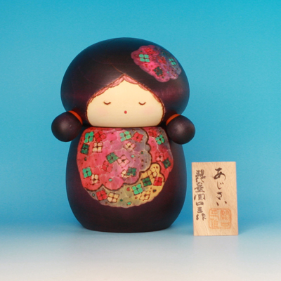 KOKESHI DOLL PHOTO